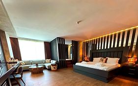 โรงแรมซิริน พาร์ค